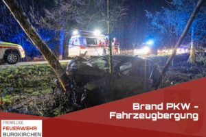 Mehr über den Artikel erfahren Brand PKW – Fahrzeugbergung
