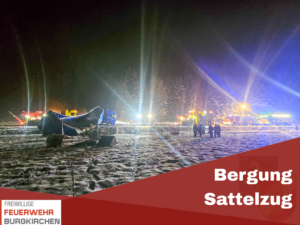 Mehr über den Artikel erfahren Bergung Sattelzug